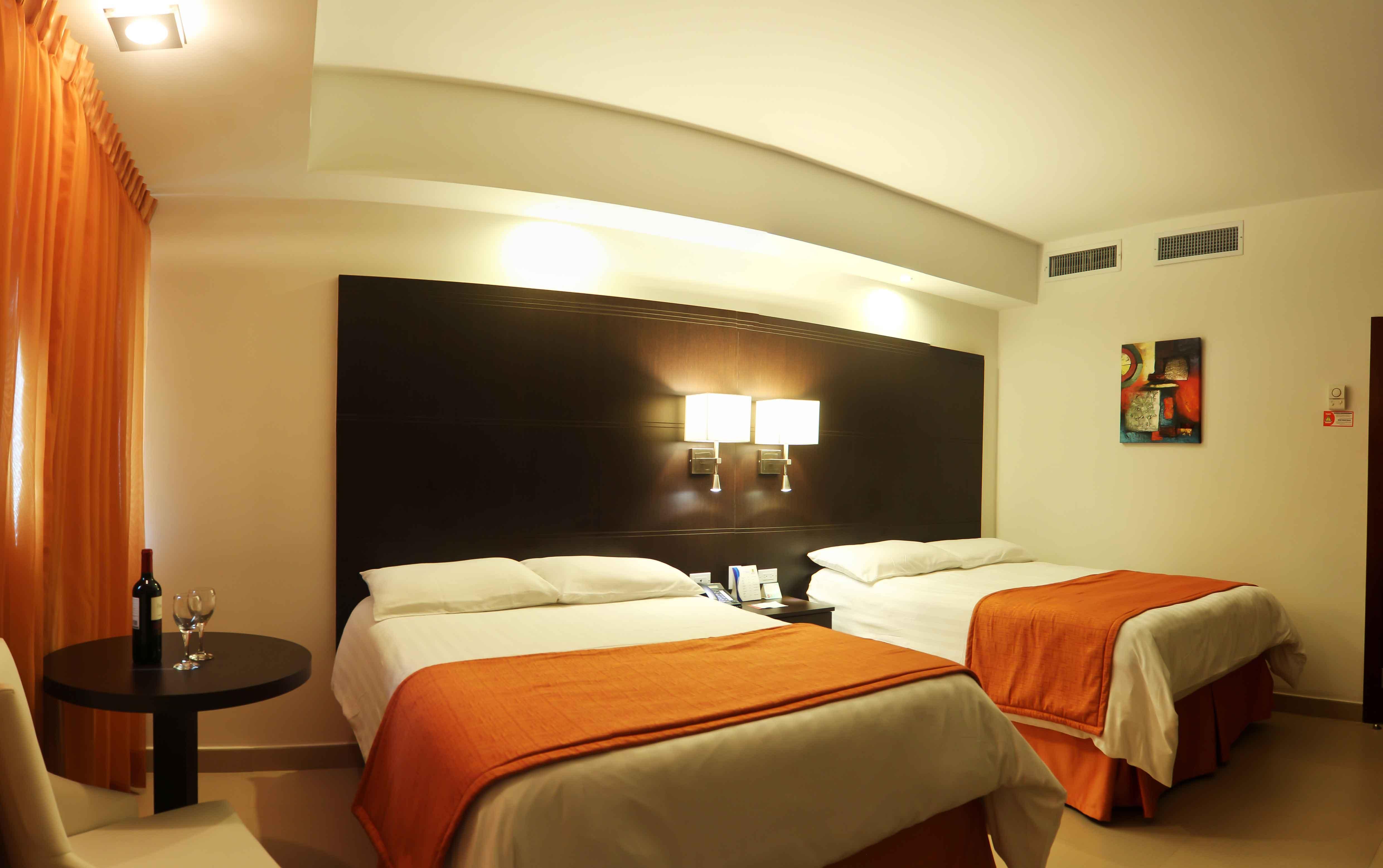 Hotel Faranda Express Soloy And Casino, A Member Of Radisson Individuals Kota Panama Bagian luar foto