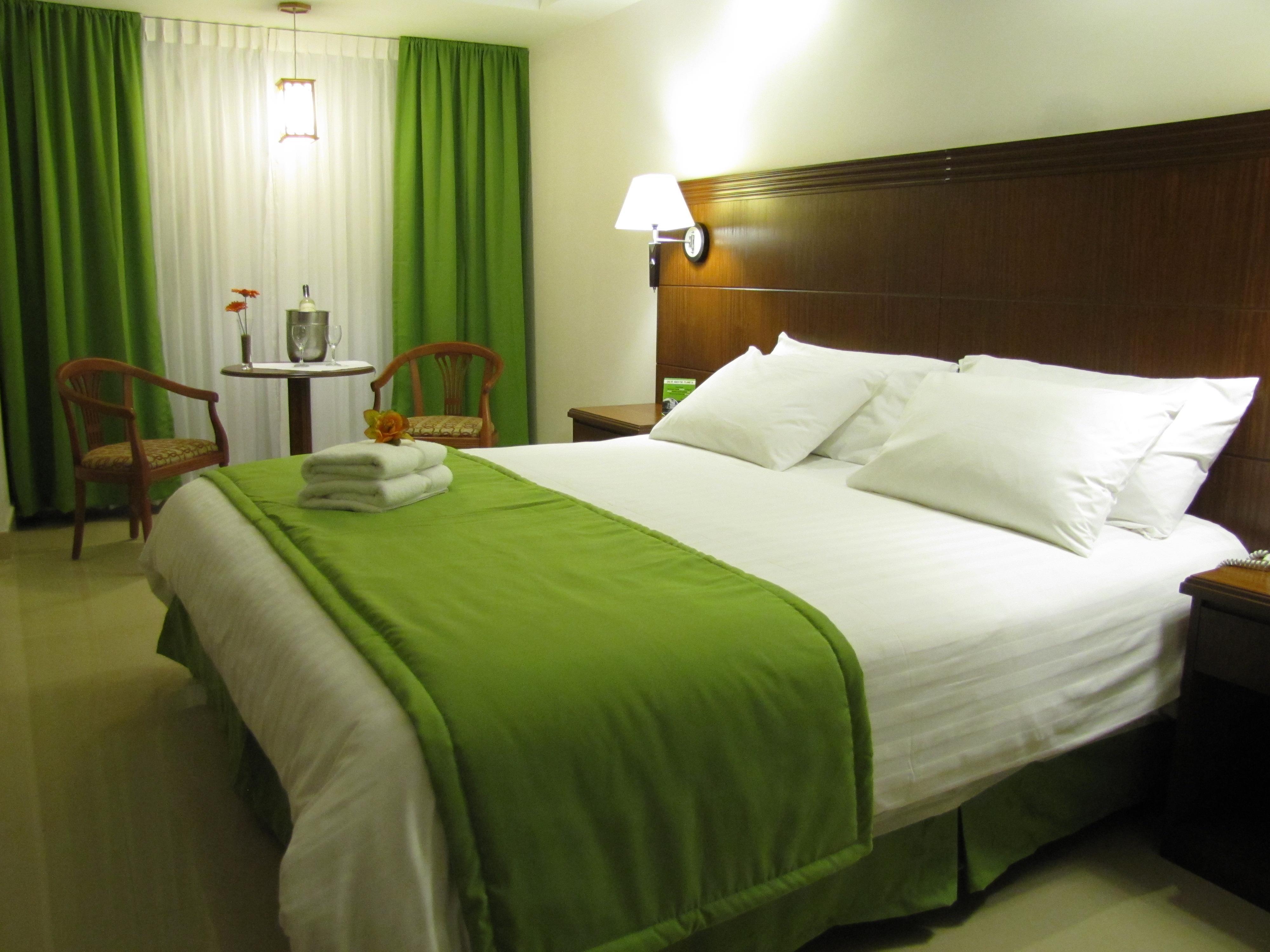 Hotel Faranda Express Soloy And Casino, A Member Of Radisson Individuals Kota Panama Bagian luar foto