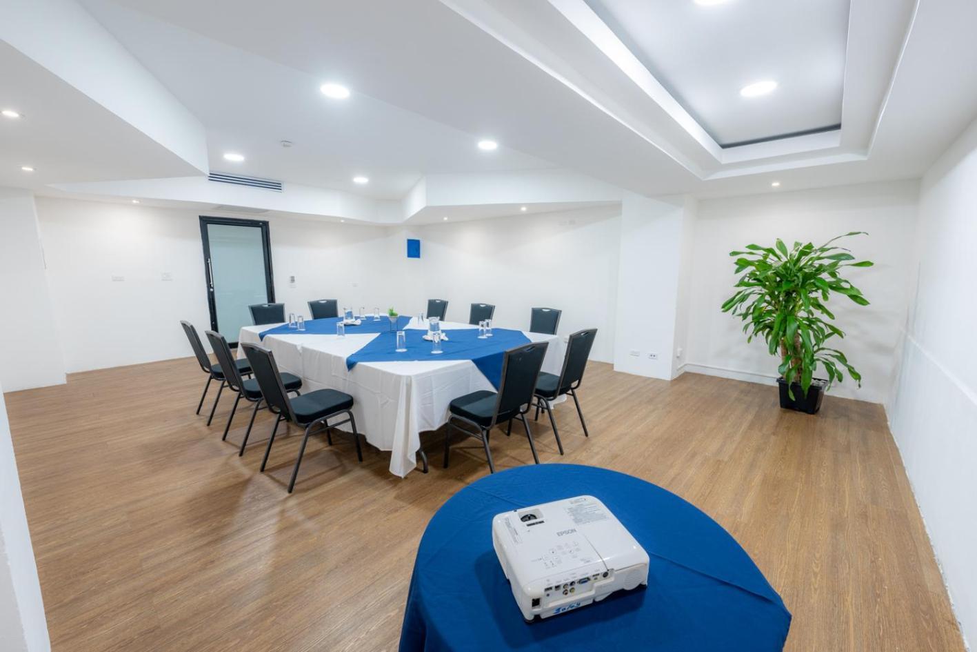 Hotel Faranda Express Soloy And Casino, A Member Of Radisson Individuals Kota Panama Bagian luar foto