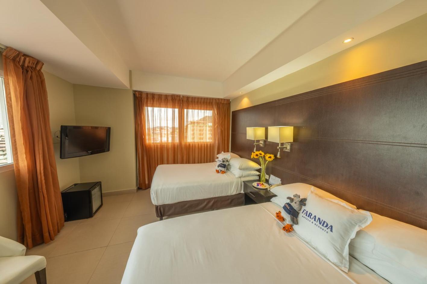 Hotel Faranda Express Soloy And Casino, A Member Of Radisson Individuals Kota Panama Bagian luar foto