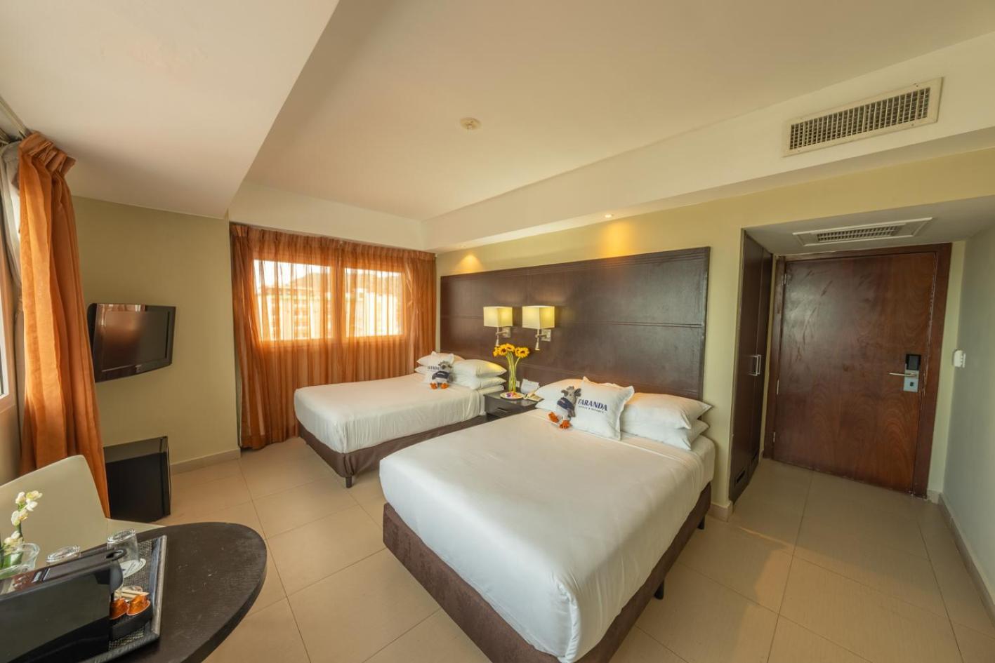 Hotel Faranda Express Soloy And Casino, A Member Of Radisson Individuals Kota Panama Bagian luar foto